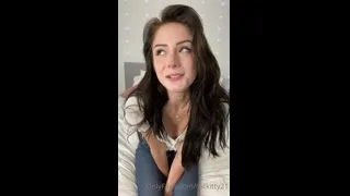 CatKitty21 Fingers Herself In Bed Onlyfans Leak 2026