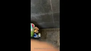 AmbsOfficialXO Sucking BBC In Shower Onlyfans Leak 2026